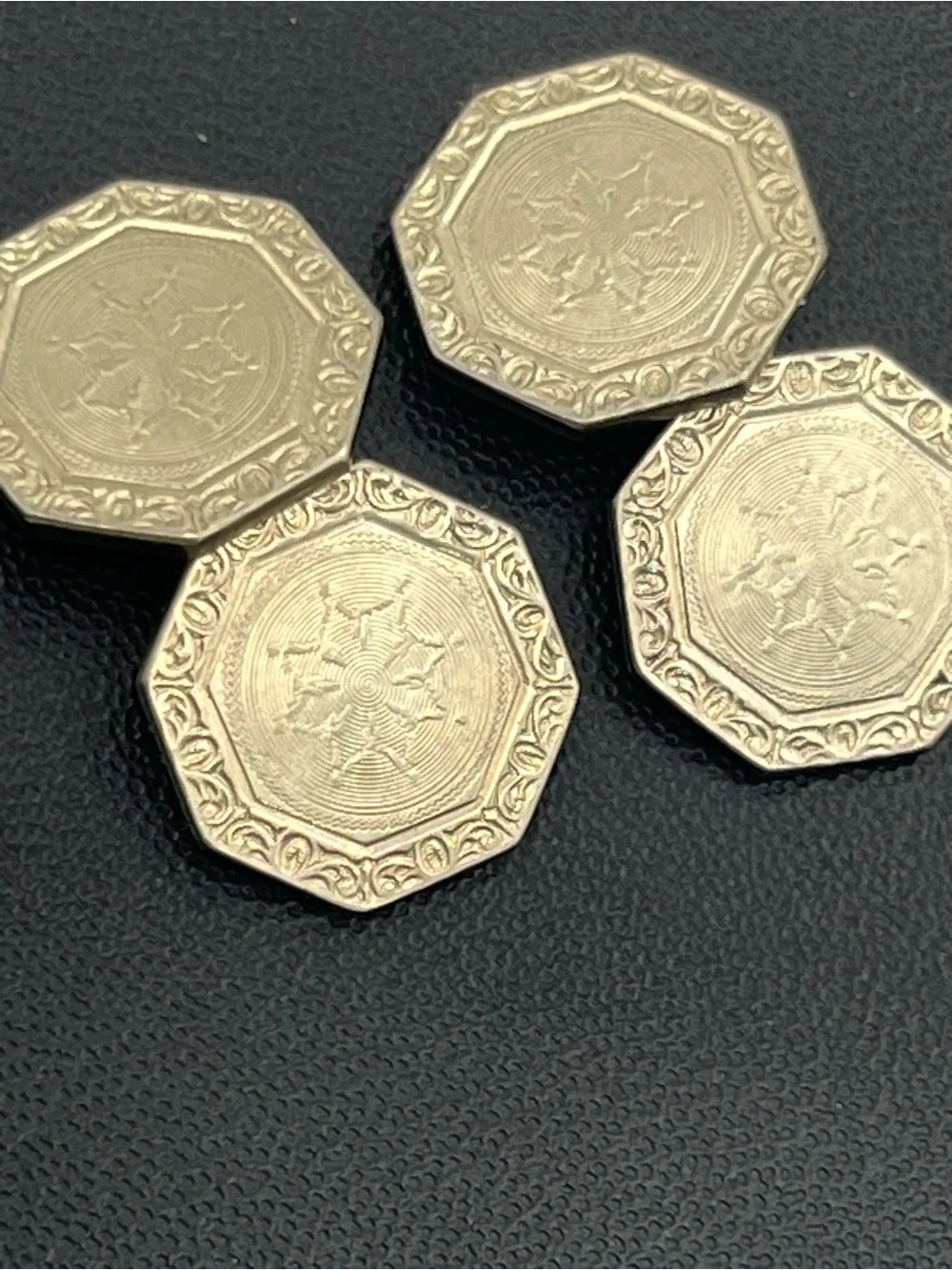 Belais 14k White Gold Front Etched Cuff links Art Deco flower snowflake design
